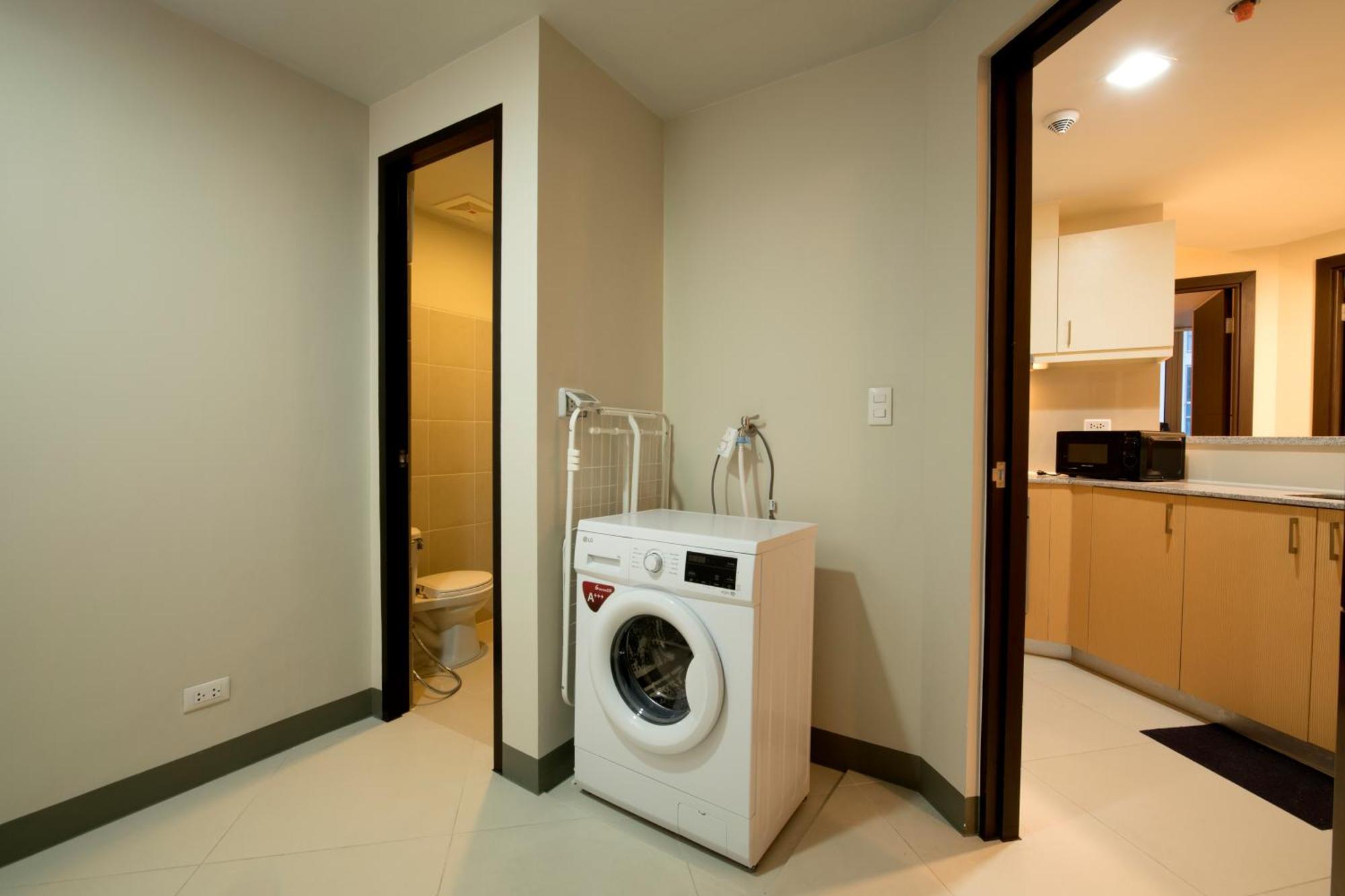 Uptown Parksuites Apartments Tower 2 Bgc By Ph Staycation Manila Luaran gambar